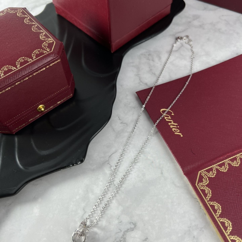 Ca*t*er necklaces